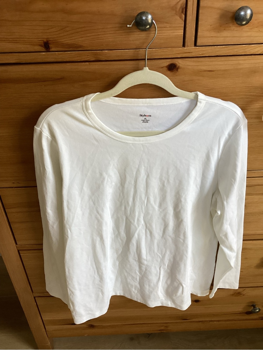 Style & Co. White Long-Sleeve Crewneck Tee